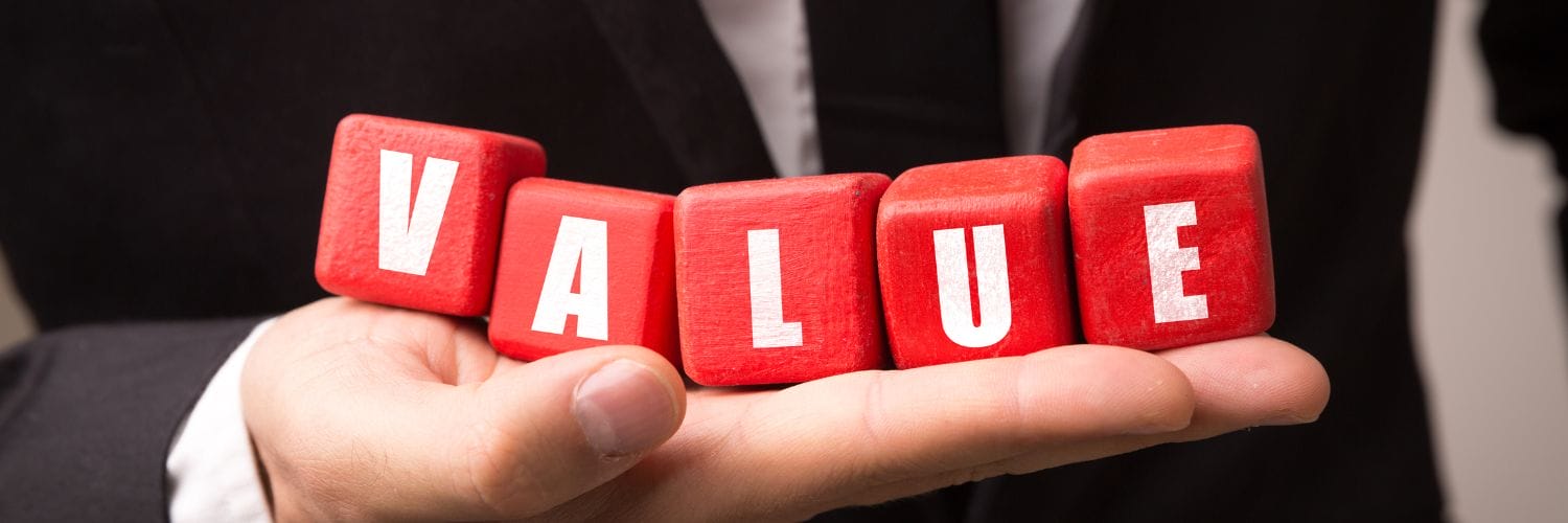 wooden dice spelling value